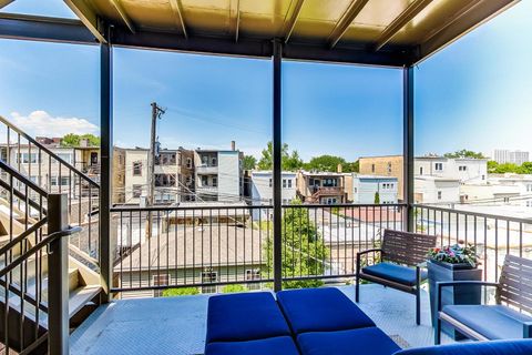 Tiny photo for 1510 W Bryn Mawr Avenue #2, Chicago, IL 60660 (MLS # 12547880)