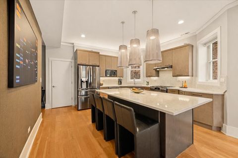 Tiny photo for 1510 W Bryn Mawr Avenue #2, Chicago, IL 60660 (MLS # 12547880)