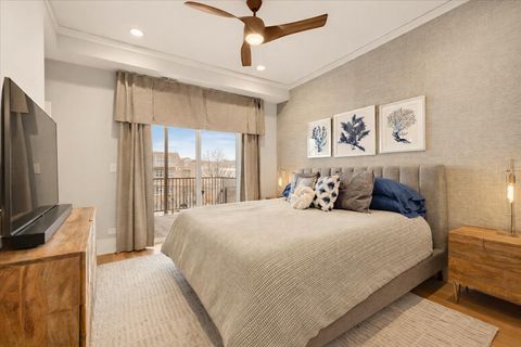 Tiny photo for 1510 W Bryn Mawr Avenue #2, Chicago, IL 60660 (MLS # 12547880)