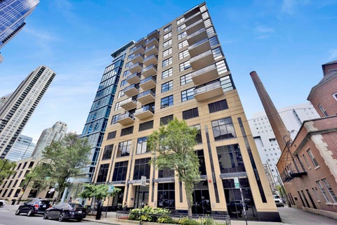 Photo of 101 W Superior Street #1202, Chicago, IL 60654 (MLS # 12737051)