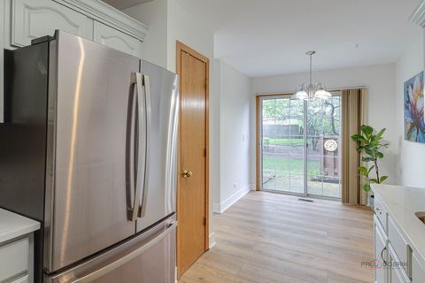 Tiny photo for 2944 Oak Court #2944, Schaumburg, IL 60193 (MLS # 12635170)