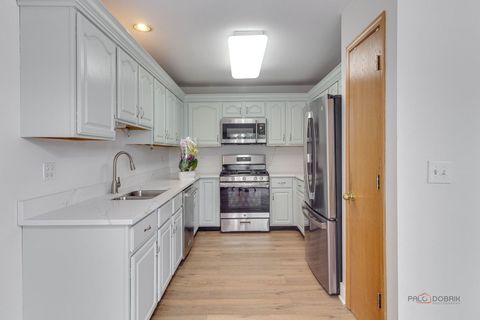 Tiny photo for 2944 Oak Court #2944, Schaumburg, IL 60193 (MLS # 12635170)