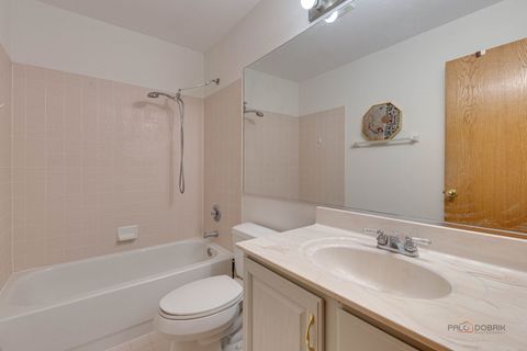 Tiny photo for 2944 Oak Court #2944, Schaumburg, IL 60193 (MLS # 12635170)