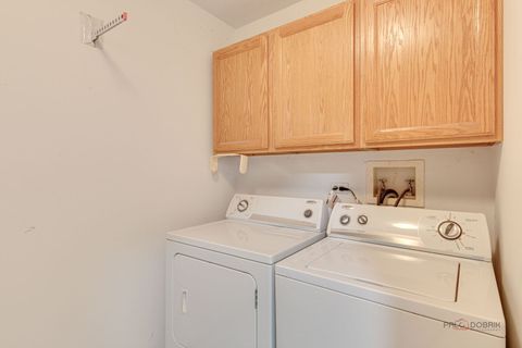 Tiny photo for 2944 Oak Court #2944, Schaumburg, IL 60193 (MLS # 12635170)