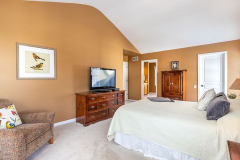 Tiny photo for 1074 Potomac Court, Grayslake, IL 60030 (MLS # 12551237)