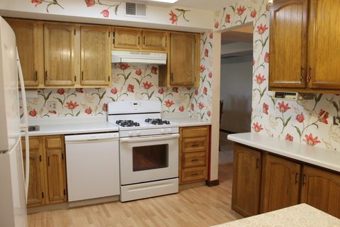 Tiny photo for 121 S Spruce Avenue #308, Wood Dale, IL 60191 (MLS # 12428540)