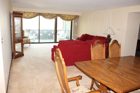 Tiny photo for 121 S Spruce Avenue #308, Wood Dale, IL 60191 (MLS # 12428540)