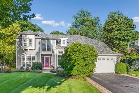 Photo of 149 Napier Court, Vernon Hills, IL 60061 (MLS # 12733190)