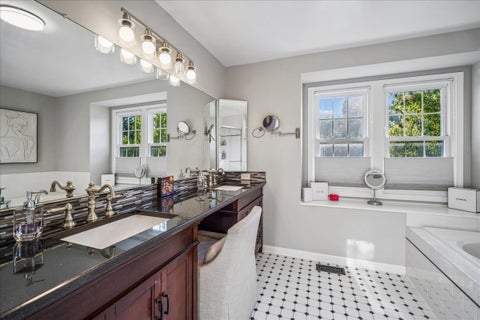Tiny photo for 149 Napier Court, Vernon Hills, IL 60061 (MLS # 12733190)
