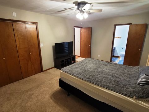 Tiny photo for 509 WILLOW Place, Salem, IL 62881 (MLS # 12633629)
