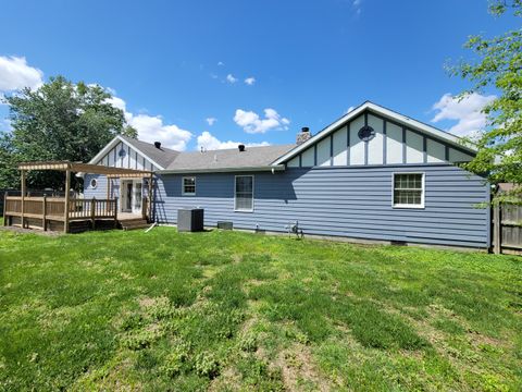 Tiny photo for 509 WILLOW Place, Salem, IL 62881 (MLS # 12633629)