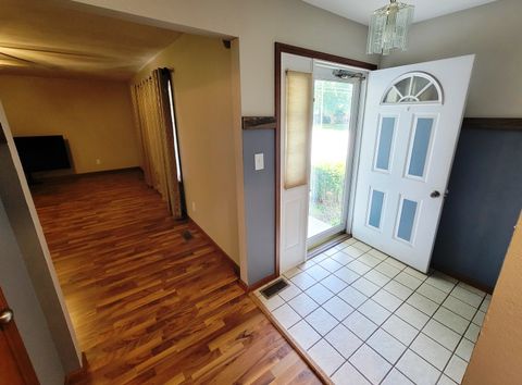 Tiny photo for 509 WILLOW Place, Salem, IL 62881 (MLS # 12633629)