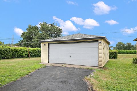 Tiny photo for 729 Webster Circle W, Kankakee, IL 60901 (MLS # 12558768)