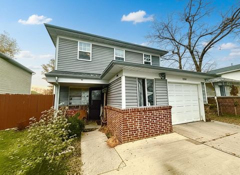 Photo of 217 Far Hills Drive, Bolingbrook, IL 60440 (MLS # 12519939)