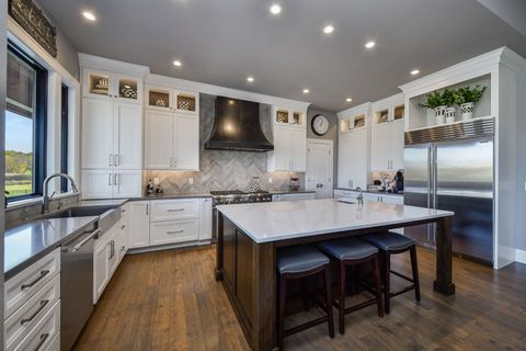 Tiny photo for 5N193 Prairie Rose Drive, St. Charles, IL 60175 (MLS # 12509333)