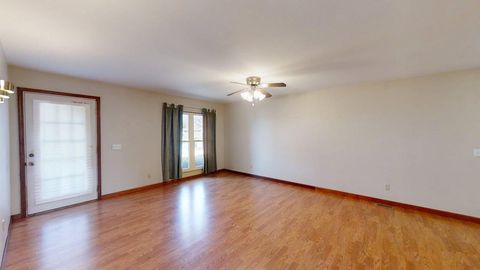Tiny photo for 1002 Goldenview Drive, Champaign, IL 61821 (MLS # 12574985)