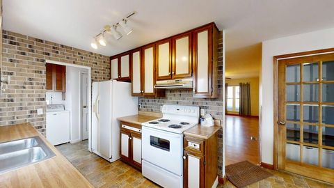 Tiny photo for 1002 Goldenview Drive, Champaign, IL 61821 (MLS # 12574985)