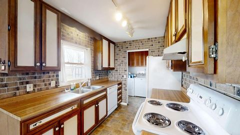 Tiny photo for 1002 Goldenview Drive, Champaign, IL 61821 (MLS # 12574985)