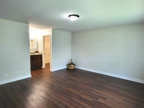 Tiny photo for 5843 Doe Circle #1, Westmont, IL 60559 (MLS # 12747863)