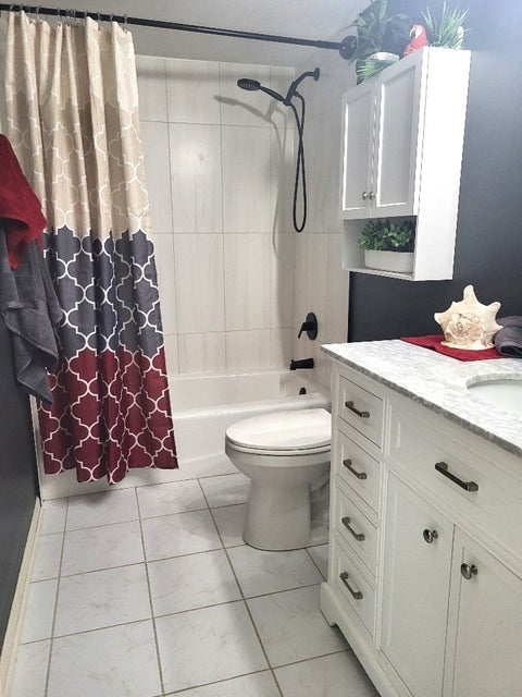 Tiny photo for 5843 Doe Circle #1, Westmont, IL 60559 (MLS # 12747863)