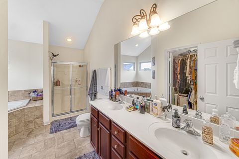 Tiny photo for 504 W Hillcrest Drive, Romeoville, IL 60446 (MLS # 12401536)
