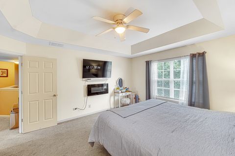 Tiny photo for 504 W Hillcrest Drive, Romeoville, IL 60446 (MLS # 12401536)