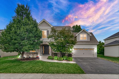 Tiny photo for 504 W Hillcrest Drive, Romeoville, IL 60446 (MLS # 12401536)