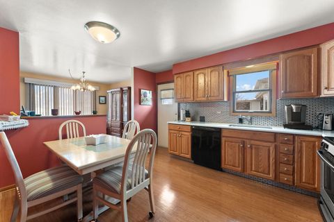 Tiny photo for 16615 Blossom Lane, Tinley Park, IL 60487 (MLS # 12591775)