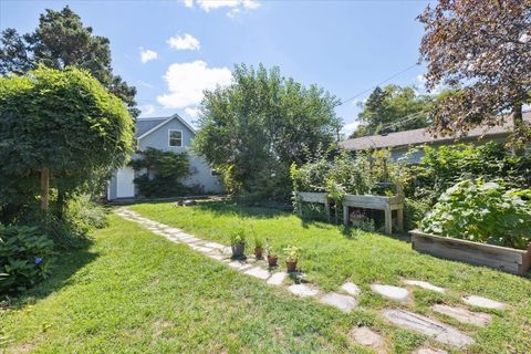 Tiny photo for 5255 W Ardmore Avenue, Chicago, IL 60646 (MLS # 12577399)