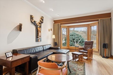 Tiny photo for 5255 W Ardmore Avenue, Chicago, IL 60646 (MLS # 12577399)