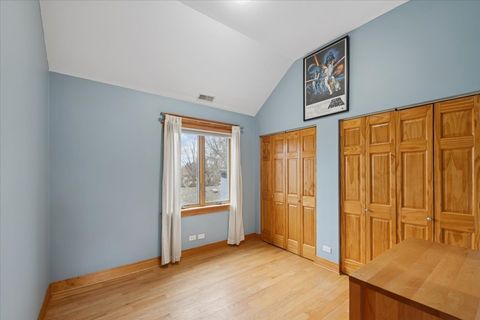 Tiny photo for 5255 W Ardmore Avenue, Chicago, IL 60646 (MLS # 12577399)