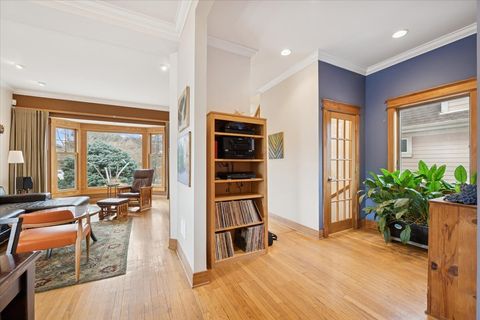 Tiny photo for 5255 W Ardmore Avenue, Chicago, IL 60646 (MLS # 12577399)