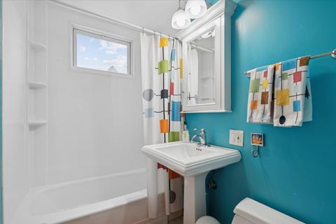 Tiny photo for 5255 W Ardmore Avenue, Chicago, IL 60646 (MLS # 12577399)