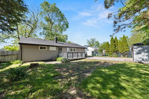 Tiny photo for 15603 Park Lane, South Holland, IL 60473 (MLS # 12378121)