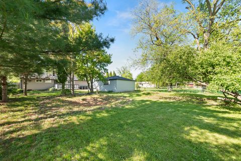 Tiny photo for 15603 Park Lane, South Holland, IL 60473 (MLS # 12378121)