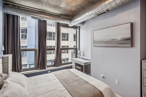 Tiny photo for 125 E 13th Street #814, Chicago, IL 60605 (MLS # 12436079)
