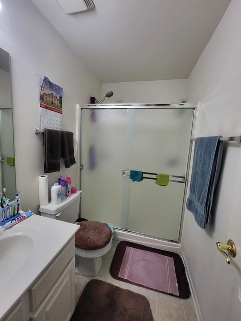 Tiny photo for 132 Enclave Circle #B, Bolingbrook, IL 60440 (MLS # 12656840)