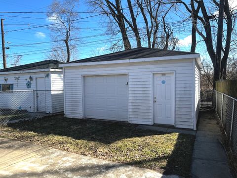Tiny photo for 13055 S BUFFALO Avenue, Chicago, IL 60633 (MLS # 12599651)
