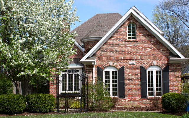 557 N County Line Road