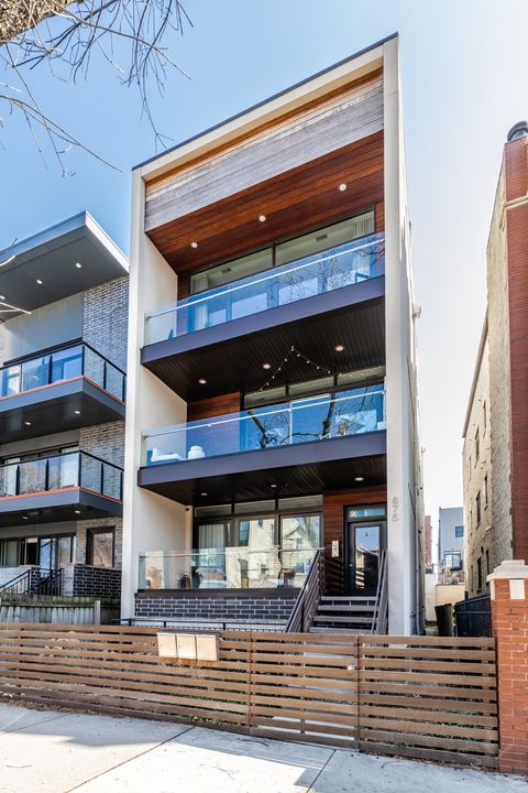 875 N Marshfield Avenue 1 Chicago IL 60622