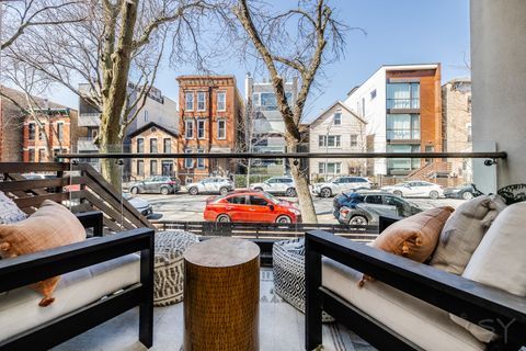 Tiny photo for 875 N Marshfield Avenue #1, Chicago, IL 60622 (MLS # 12605889)