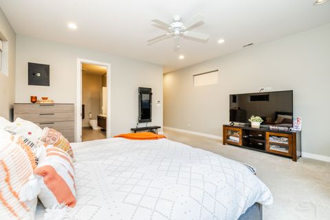 Tiny photo for 875 N Marshfield Avenue #1, Chicago, IL 60622 (MLS # 12605889)