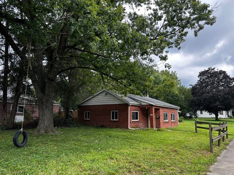 Tiny photo for 1102 N McKinley Avenue, Champaign, IL 61821 (MLS # 12739414)