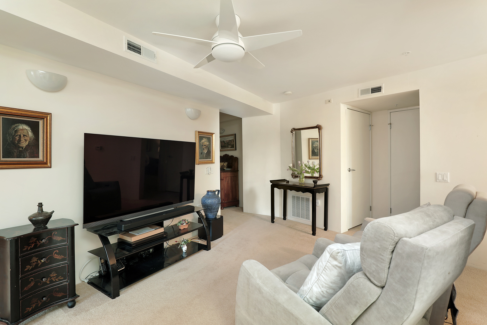 1625 Glenview Road 210