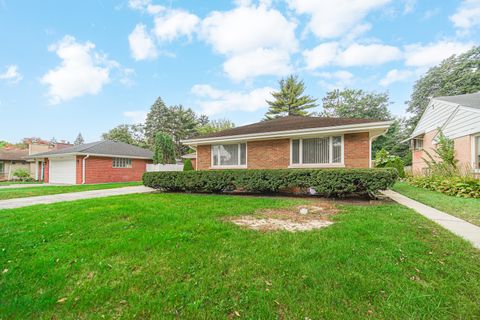 Tiny photo for 110 S Mount Prospect Road, Mount Prospect, IL 60056 (MLS # 12495074)