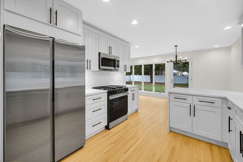 Tiny photo for 110 S Mount Prospect Road, Mount Prospect, IL 60056 (MLS # 12495074)