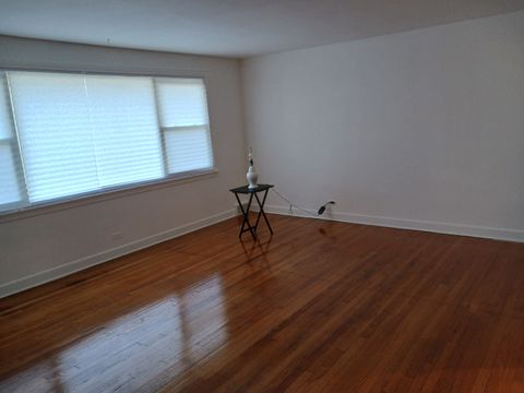 Tiny photo for Westchester, IL 60154 (MLS # 12506708)