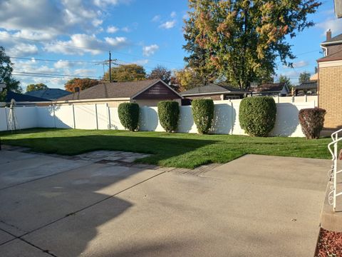 Tiny photo for Westchester, IL 60154 (MLS # 12506708)