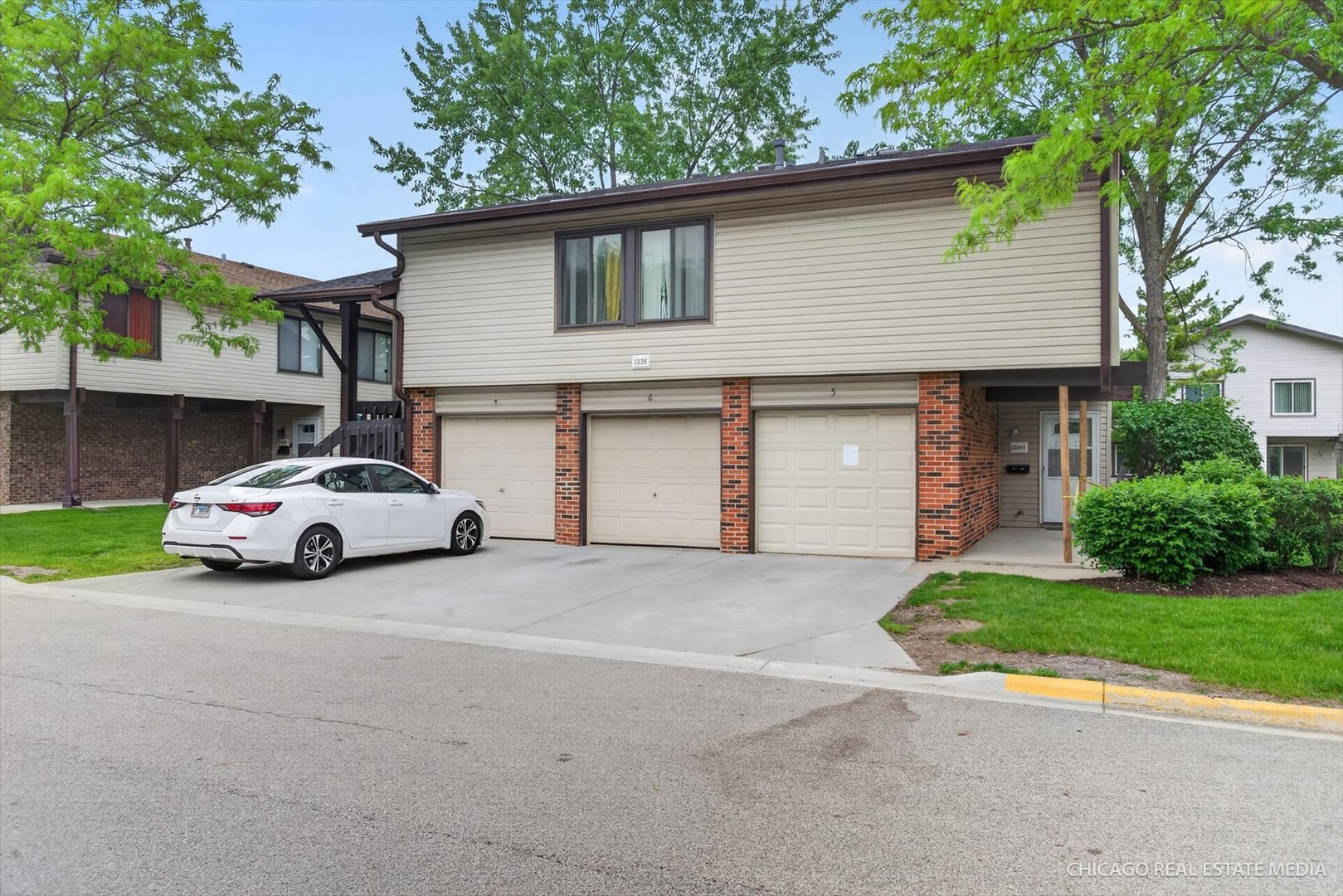 1326 Kingsbury Drive 6
