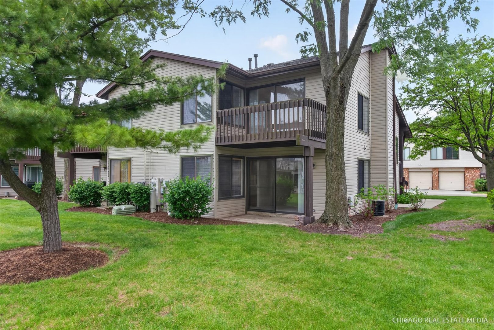 1326 Kingsbury Drive 6